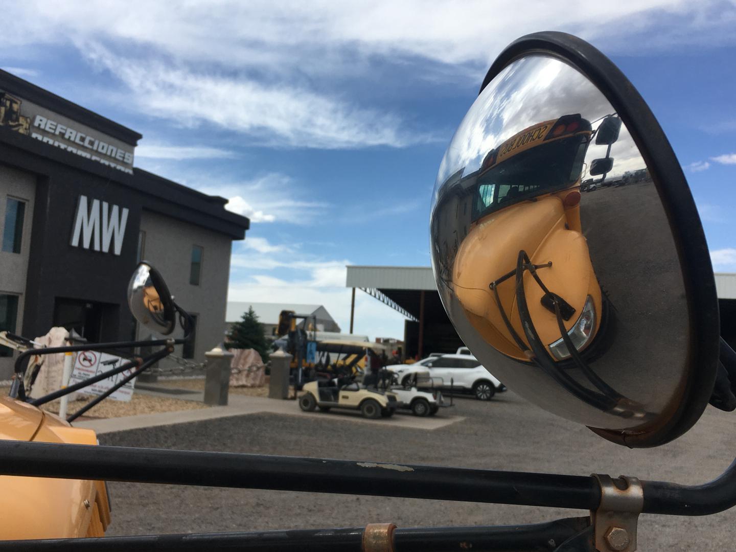 ./imagenes/INVOICE/2019/16448/CAMION ESCOLAR INTERNACTIONAL PB105 (42).JPG